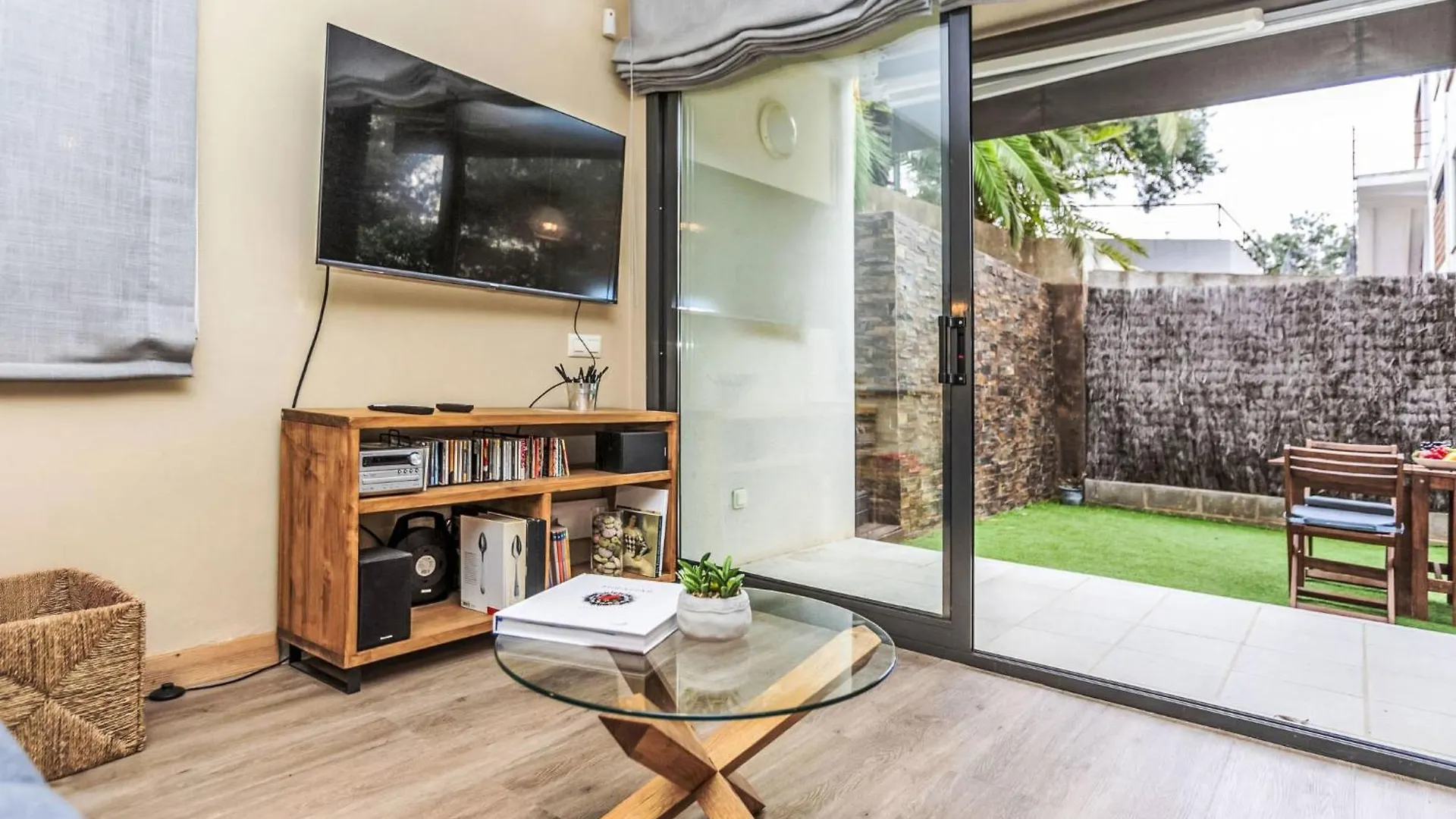 Apartment Les Aiguees By Interhome Llanca